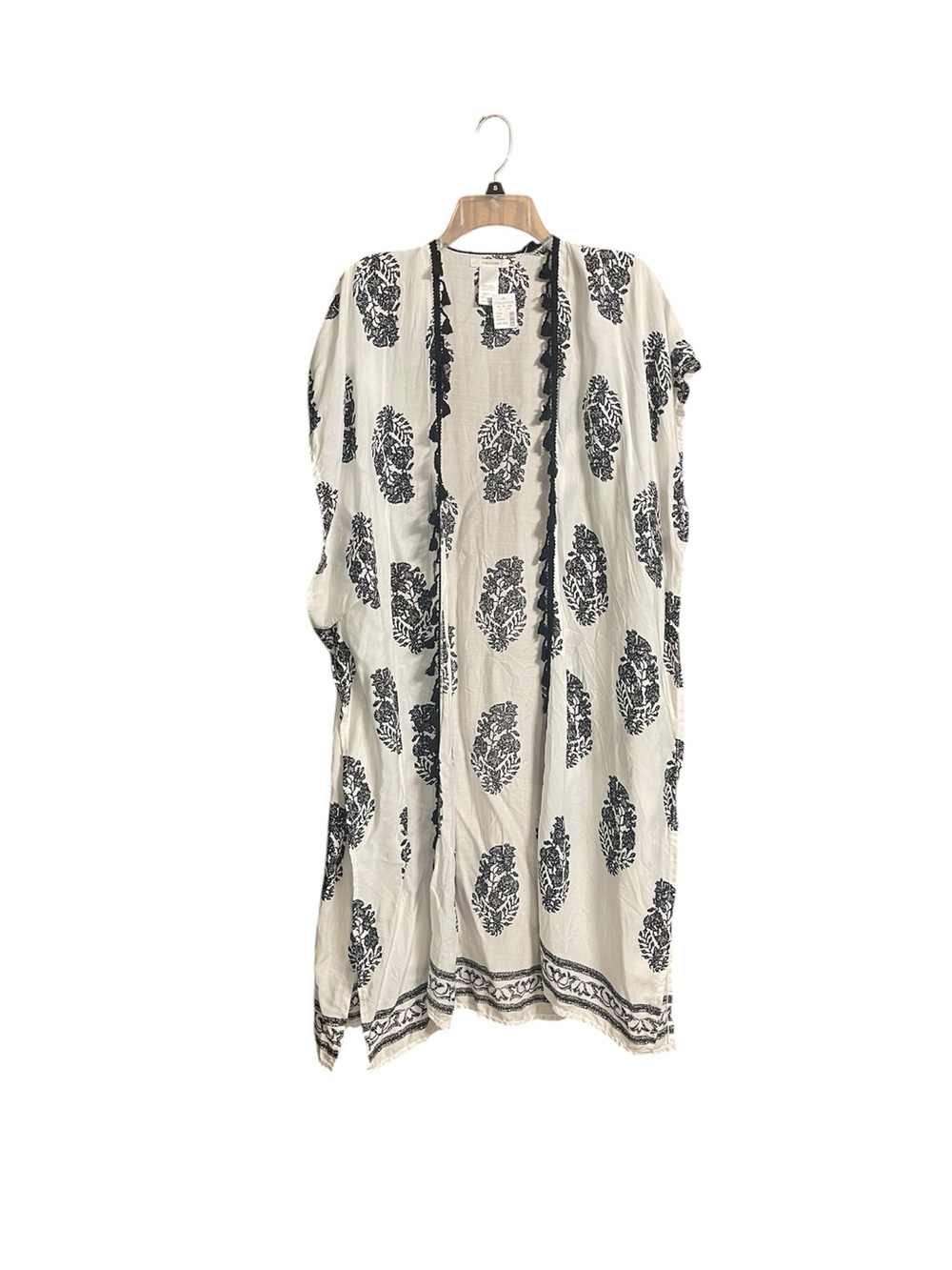 NWT Maurices White and black medallion print boho kimono swim cover with tassels